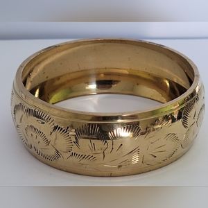 Vintage Etched Flowers Goldtone Dome Cuff Bangle Bracelet